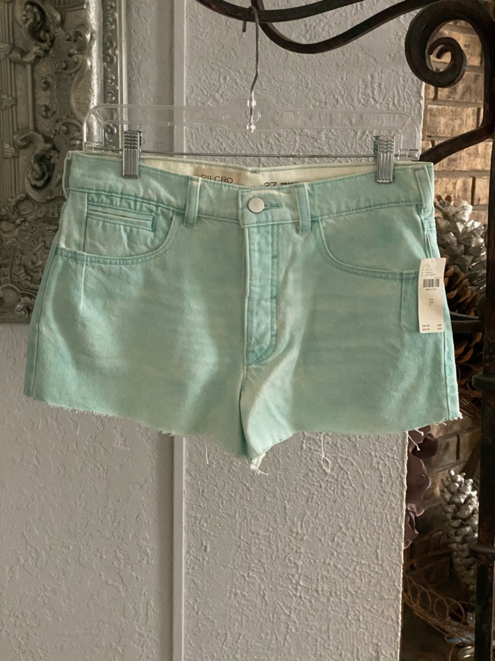 Pilcro Anthropologie Mint Shorts Size 27